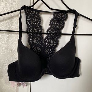 Victoria Secret, 32A Bra